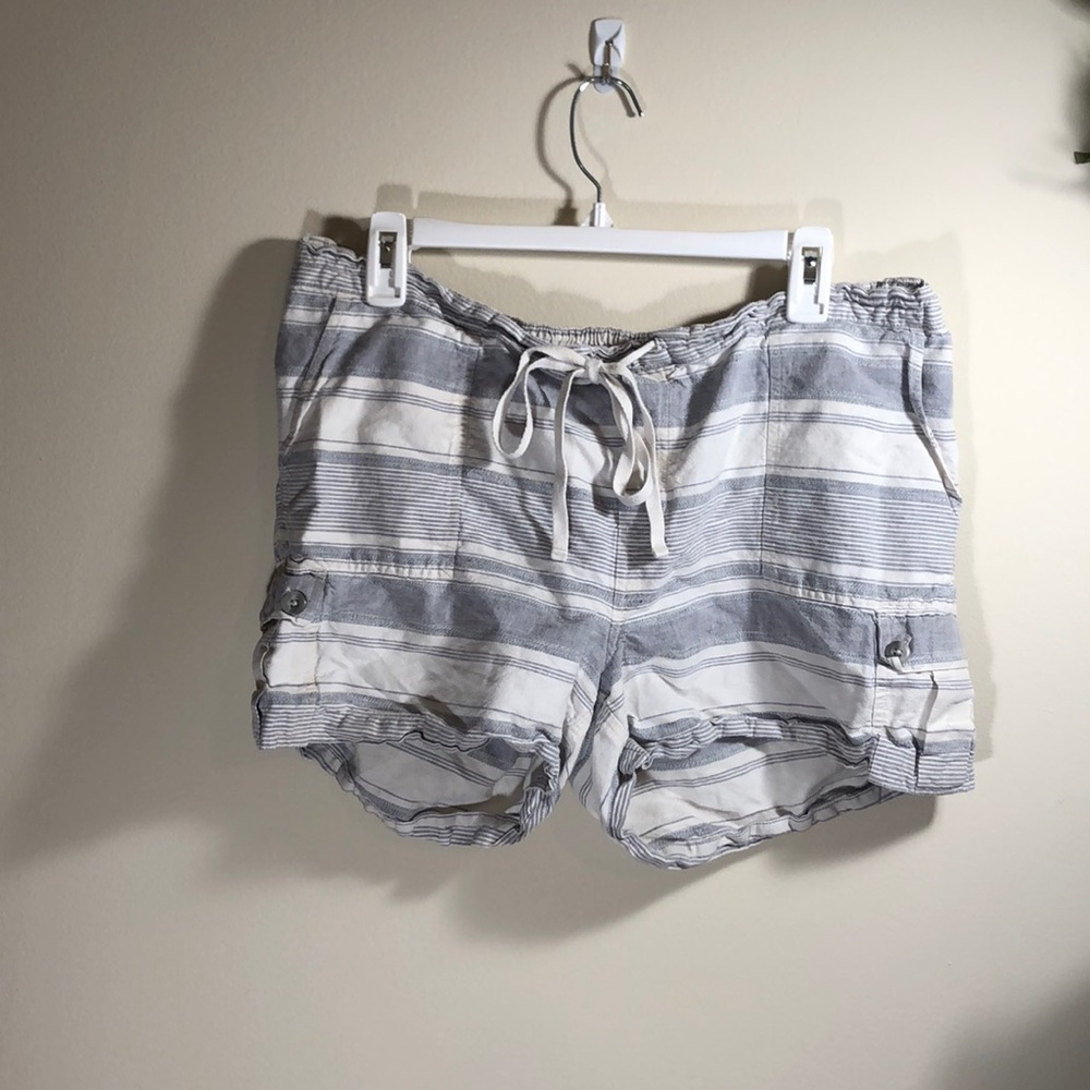 CASLON blue and white cotton shorts